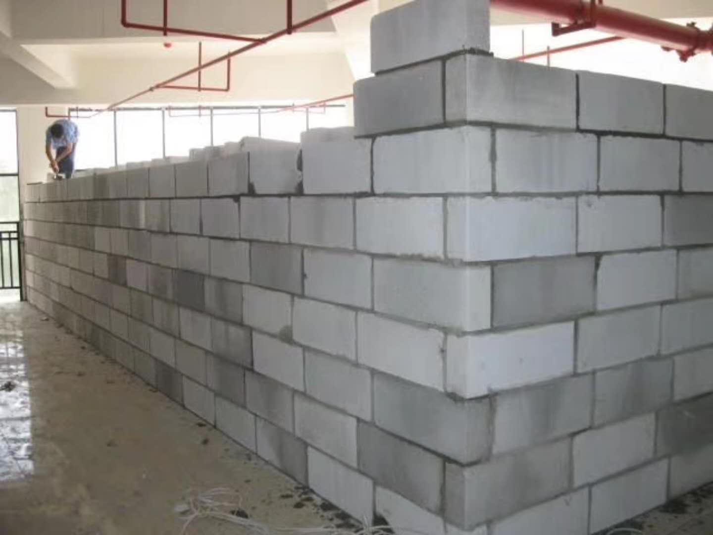 赫章蒸压加气混凝土砌块承重墙静力和抗震性能的研究